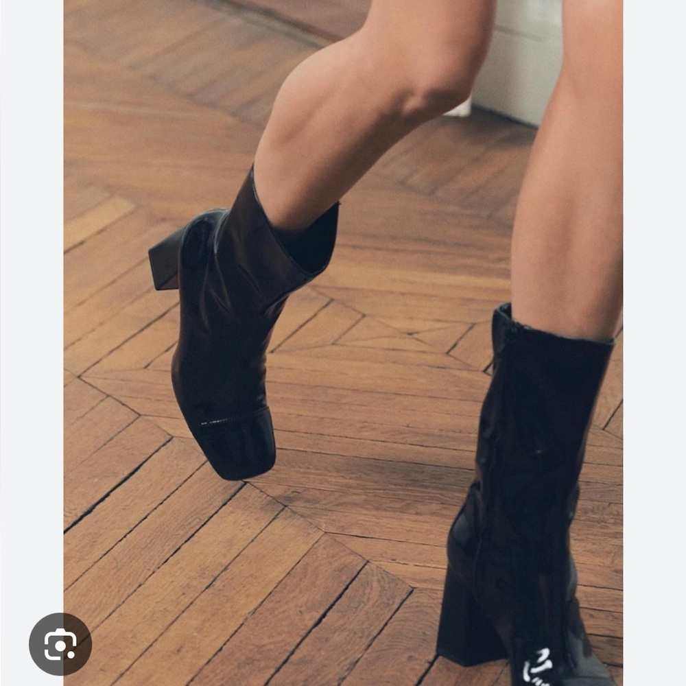 NEW ! ZARA FAUX PATENT FINISH ANKLE BOOTS 

🚨 FIRM PRICE NO DISCOUNT - Picture 6 of 11